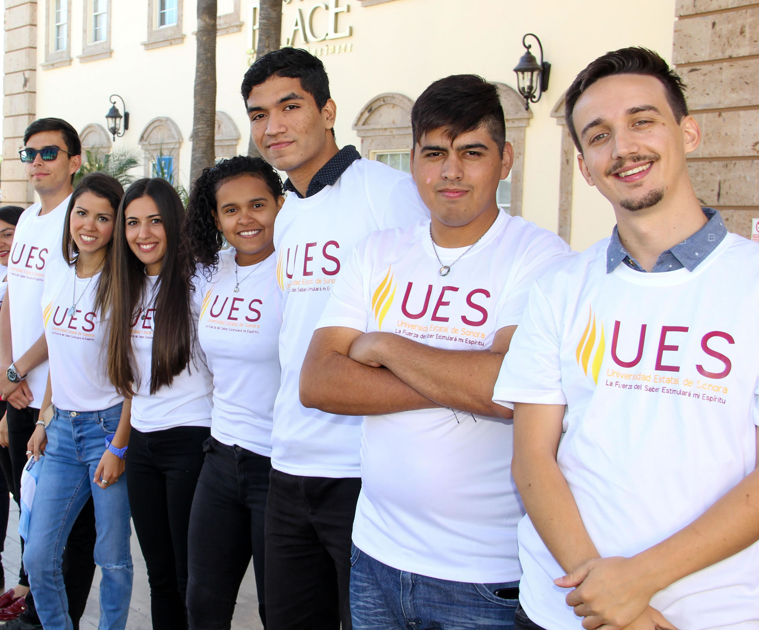 Estudiantes UES